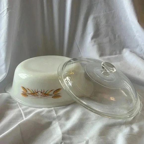 Vintage Anchor Hocking Fire King Wheat Bakeware Set of 2 - Picture 5 of 8